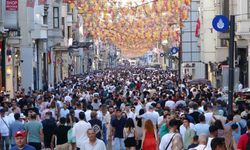 İstiklal Caddesi bayramda ziyaretçi akınına uğradı