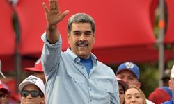 Putin, Maduro’yu tebrik etti