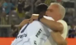 Jose Mourinho ve İrfan Can Kahveci'nin gol sevinci gündem oldu