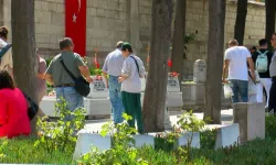 İstanbul'daki 15 Temmuz Şehitliği'nde ziyaretçi yoğunluğu