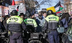 Filistin'e destek yürüyüşüne polis müdahale etti