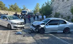 Uşak'ta trafik kazası: 5 kişi yaralandı