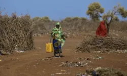 Manisalı velilerden anlamlı bağış: Öğretmenler Günü’nde Afrika’daki çocuklara destek