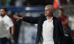 Mourinho ilk 11'de 4 değişiklik yaptı