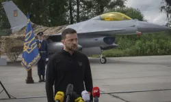 Ukrayna Devlet Başkanı Zelenskiy: F-16'lar Ukrayna'da