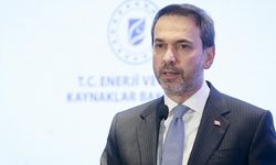 Bakan Bayraktar'dan kritik LNG açıklaması