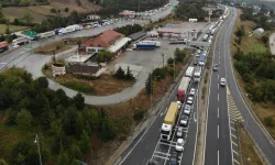 Bolu Dağı’nda uzun araç kuyrukları oluştu