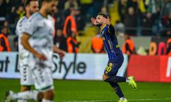 Ankara'da gol yağmuru! Ankaragücü, Kocaelispor engelini aştı