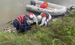 Sakarya Nehri'nde erkek cesedi bulundu!