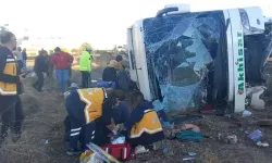 Aksaray'da yolcu otobüsü devrildi: 6 kişi öldü, 34 kişi yaralandı