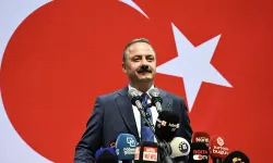 A Parti'nin logosu, Necmettin Erbakan'ın MSP'sini akıllara getirdi