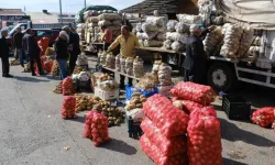 Erzincan'da kışlık patates ve soğan stoku başladı