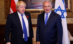 Boris Johnson'dan vahim iddia! Netanyahu tuvalete gittikten sonra buldu