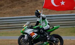 Toprak Razgatlıoğlu dünya şampiyonu! Superbike'ta tarih yazdı