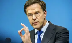 NATO Genel Sekreteri Rutte: "(Kiev'e gönderilen silahlar) Kısıtlama getirmemek daha iyi olur"