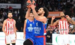 Anadolu Efes'te Shane Larkin şoku