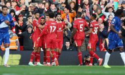 Dev maçın galibi Liverpool liderliğini sürdürdü