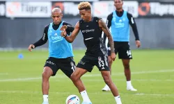 Beşiktaş'ta Giovanni van Bronckhorst, Gedson Fernandes'le görüştü