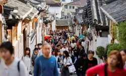 Güney Kore, aşırı turizme karşı sokağa çıkma yasağı uygulayacak