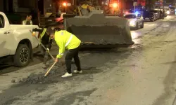 İstanbul’da hafriyat kamyonundan yola moloz parçaları döküldü