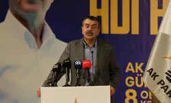 Bakan Tekin: CHP'nin laiklik anlayışıyla benimki uymaz!