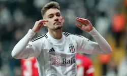 Beşiktaş'a Ernest Muçi'den kötü haber!