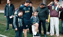 Fenerbahçe futbolcularından örnek hareket!