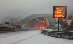 Bolu Dağı geçişinde kar yağışı