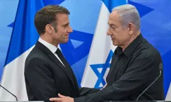 Netanyahu, UCM kararını uygulamaması için Macron'la konuştu!