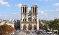 Notre-Dame Katedrali'nde çanlar 5 yıl sonra ilk kez çaldı