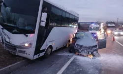 Tekirdağ'da takla atan otomobil, servise çarptı