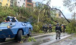 Fransa’nın denizaşırı toprağı Mayotte’yi Chido Kasırgası vurdu: 14 ölü