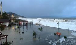 Meteoroloji'den sağanak, kar ve fırtına uyarısı