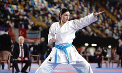 Samsunlu Sinem, Boğaziçi Karate Şampiyonası'nda şampiyon oldu