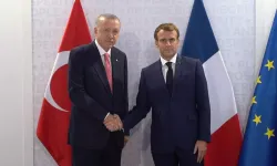 Cumhurbaşkanı Erdoğan'dan Suriye diplomasisi: Macron ile görüştü