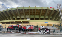 İzmir Atatürk Stadyumu'nun altındaki salonda yangın