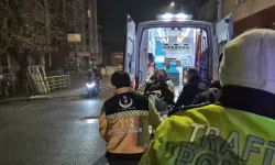 Bartın'da motosikletiyle kaldırıma çıkmak isterken hastanelik oldu