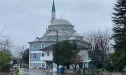 Mahalleli şaştı, kaldı! Cami cami dolaşıp selasını okuttu