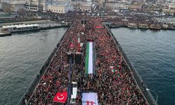 Galata Köprüsü'nde Gazze eylemi