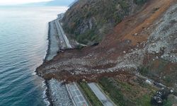 Artvin'deki heyelanın "moloz çığı" şeklinde gerçekleşmiş