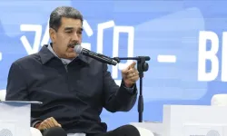 Venezuela'da yeniden seçim kazanan Maduro, 10 Ocak'ta yemin edeceğini duyurdu