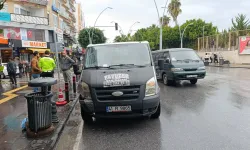 Antalya'da ışık ihlali kazaya sebep oldu