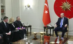 Cumhurbaşkanı Erdoğan, Türkiye Ermeni Katolik Cemaati Ruhani Reisi Kazancıyan'ı kabul etti