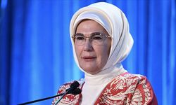 Emine Erdoğan, İslam aleminin Regaip Kandili'ni kutladı