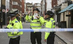 Londra'da bomba paniği: Bir cadde boşaltıldı