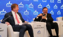TOBB Başkanı Hisarcıklıoğlu, Palandöken Ekonomi Forumu'nda konuştu: