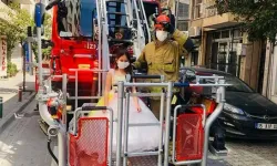 Kayseri'de özel gereksinimli Aleyna'ya itfaiyeden doğum günü sürprizi