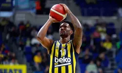 Fenerbahçeli Hayes-Davis üst üste 2. kez en iyi 5'te!