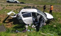 Bingöl'de kaza: Baba öldü, eşi ve çocuğu yaralı