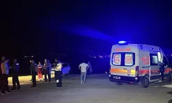 Adana'da tekne gezintisi sırasında baraj gölüne düşen kişi kayboldu